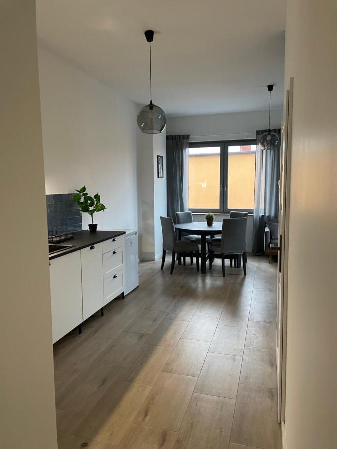 Apartamenty Komorniki コモルニキ エクステリア 写真